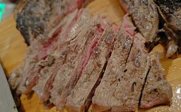 Quelle quantité de viande prévoir pour un barbecue ?